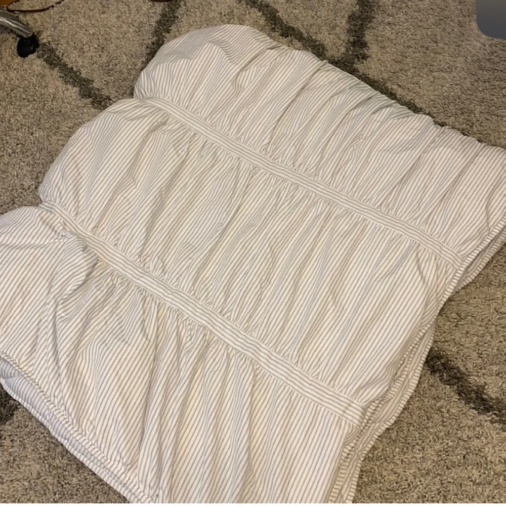 NWOT PB teen twin xl pinstripe comforter